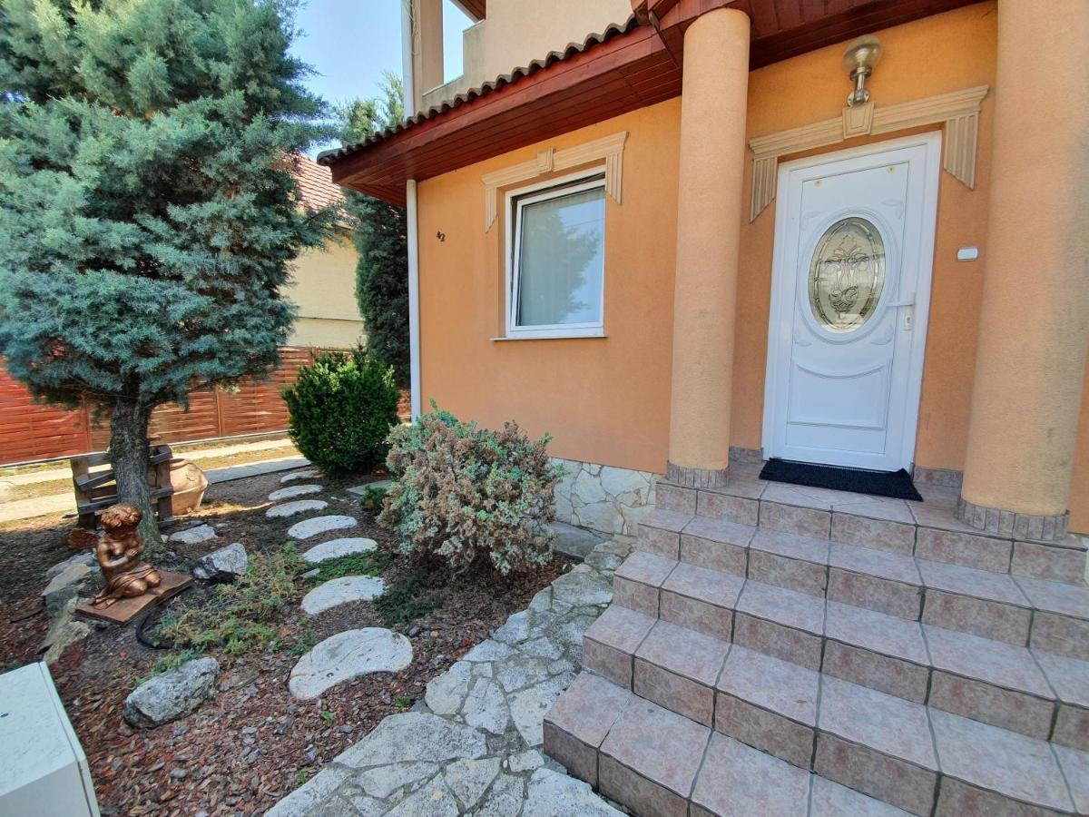 וסס Airport Luxury Apartman 42 מראה חיצוני תמונה