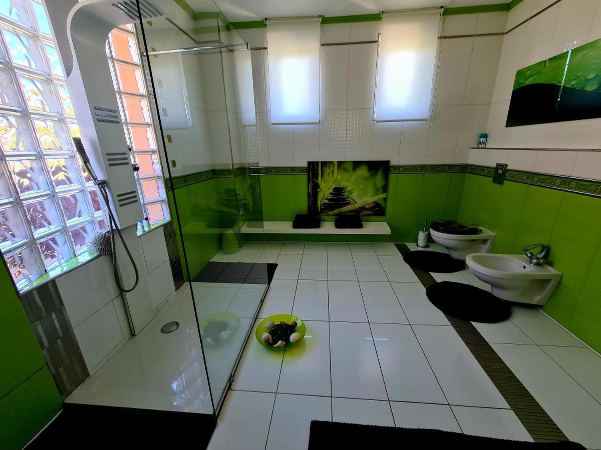 וסס Airport Luxury Apartman 42 מראה חיצוני תמונה