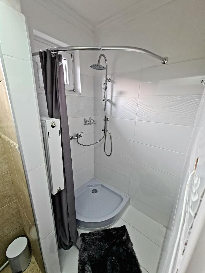 וסס Airport Luxury Apartman 42 מראה חיצוני תמונה
